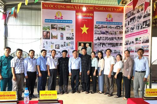 Phước Hưng ra mắt 'Không gian văn hóa Hồ Chí Minh - Tôn Đức Thắng'