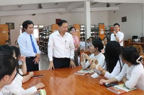 Chính thức dạy tiếng Hàn trong trường phổ thông