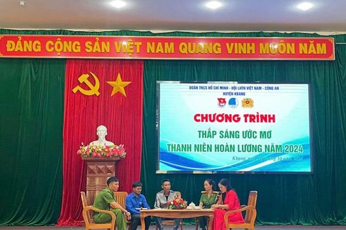Chương trình 'Thắp sáng ước mơ thanh niên hoàn lương' tại huyện Kbang