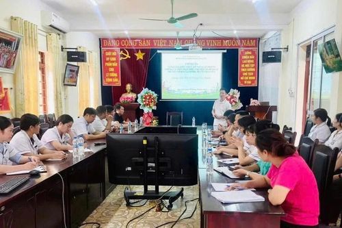 Nâng cao kiến thức, kỹ năng phòng chống, điều trị bệnh truyền nhiễm