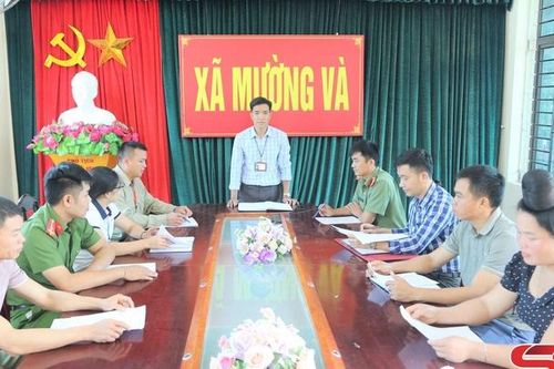 Xây dựng Đảng và hệ thống chính trị cơ sở trong sạch, vững mạnh