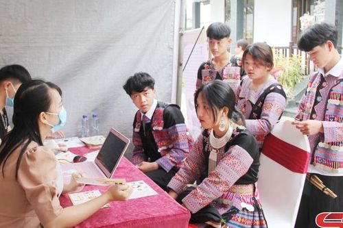 Kết nối, giới thiệu việc làm cho lao động địa phương