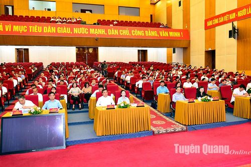Quán triệt, triển khai các văn bản chỉ đạo tổ chức đại hội đảng bộ các cấp, tiến tới Đại hội XIV của Đảng