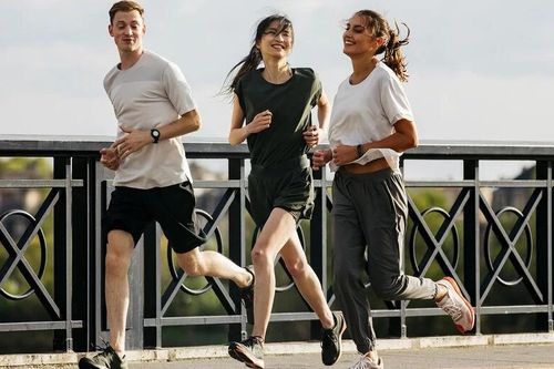 Chạy bộ giúp cải thiện trí nhớ, cải thiện tâm trạng, tốt cho hệ tim mạch