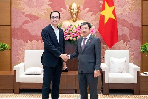 Chủ nhiệm Ủy ban Đối ngoại Vũ Hải Hà tiếp Chủ tịch Liên hiệp hội Người Việt Nam tại Nhật Bản
