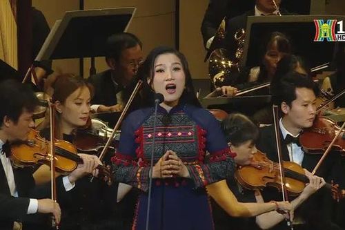 'Thắp sáng niềm tin' - Bản hòa ca tình yêu Hà Nội