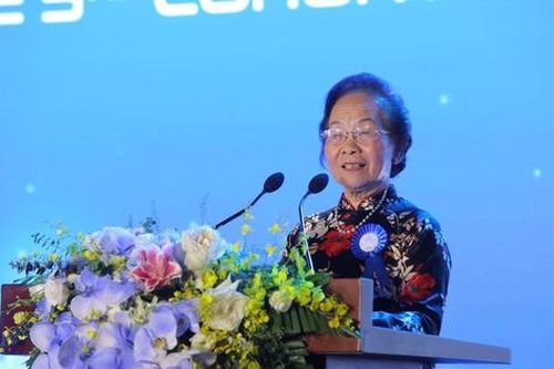 GS.TS Nguyễn Thị Doan dự khai giảng, trao quỹ học bổng 96 tỷ đồng tại Đại học CMC