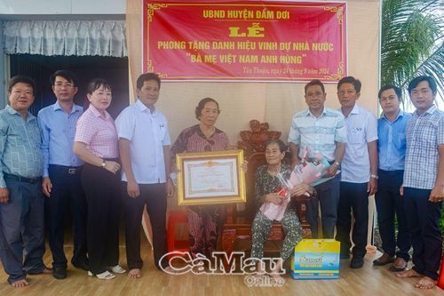Niềm tự hào về mẹ