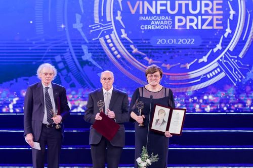 Chủ nhân VinFuture giành giải Nobel: Đẳng cấp của giải thưởng hàng đầu thế giới