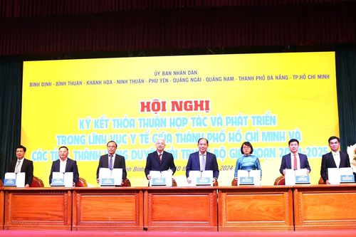 Bình Định và các tỉnh Duyên hải Trung Bộ hợp tác phát triển y tế với TP.HCM