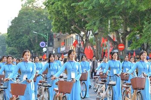 Thủ đô Hà Nội gương mẫu đi đầu trong kỷ nguyên mới của dân tộc
