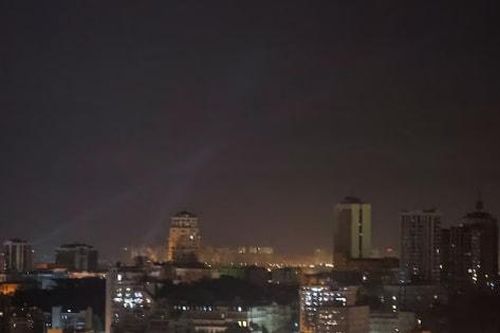 Quốc hội Ukraine chấp thuận đợt tăng thuế thời chiến đầu tiên