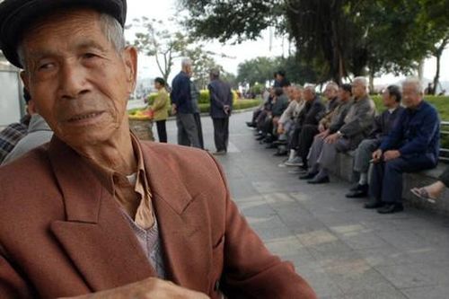 Ông già U70 có 3 con nhưng không ai nhận nuôi bố: Chẳng muốn vào viện dưỡng lão, đành phải làm cách này