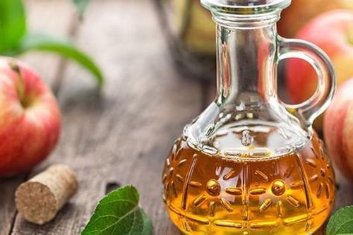 8 lợi ích sức khỏe bất ngờ khi sử dụng giấm táo