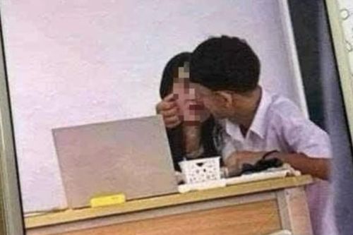 Pháp luật quy định thế nào về quy chuẩn đạo đức của nhà giáo?