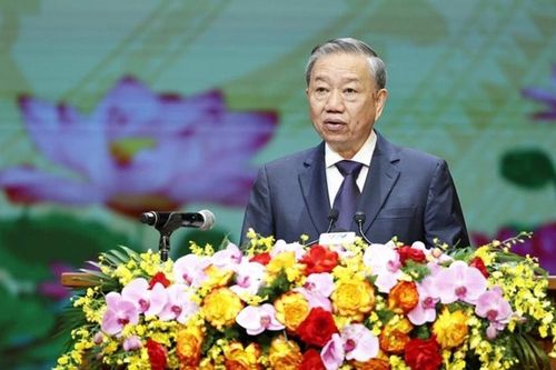 Hà Nội cần tiếp tục nỗ lực hơn nữa để trở thành tấm gương mẫu mực, tiêu biểu của cả nước