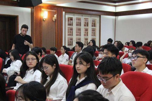 Hoàn thiện pháp luật bảo vệ tài nguyên nước