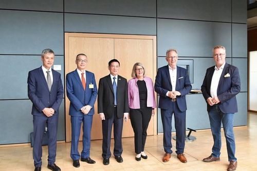 Phó Thủ tướng Hồ Đức Phớc gặp Nhóm Nghị sĩ Hữu nghị với ASEAN của Quốc hội Đức