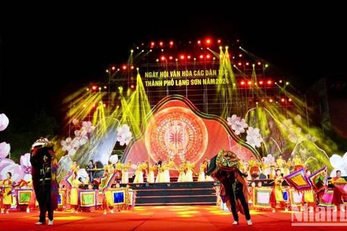 Khai mạc Ngày hội văn hóa các dân tộc thành phố Lạng Sơn