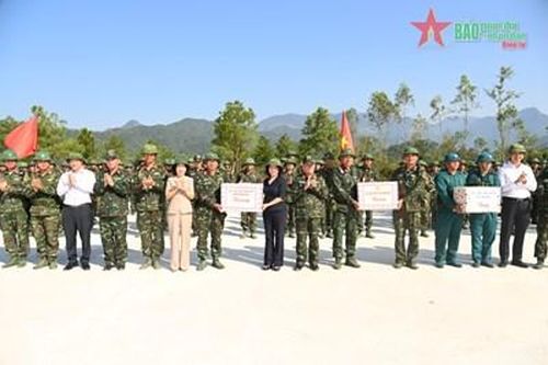 Lãnh đạo tỉnh Quảng Ninh kiểm tra, động viên cán bộ, chiến sĩ tham gia diễn tập