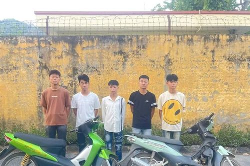 Khởi tố nhóm thanh niên chặn xe 'chặt biển số' để khoe chiến tích trên mạng xã hội
