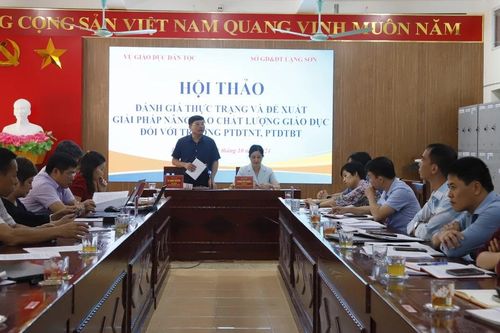 Tìm giải pháp nâng cao chất lượng giáo dục dân tộc nội trú, bán trú