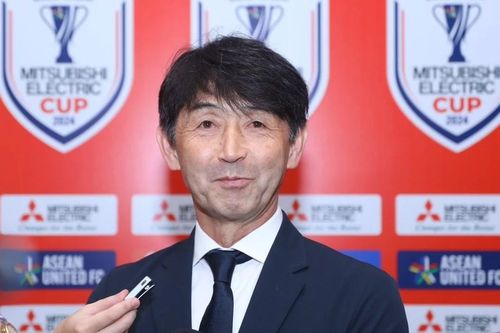 HLV Thái Lan tự tin thắng Philippines tại bán kết King's Cup