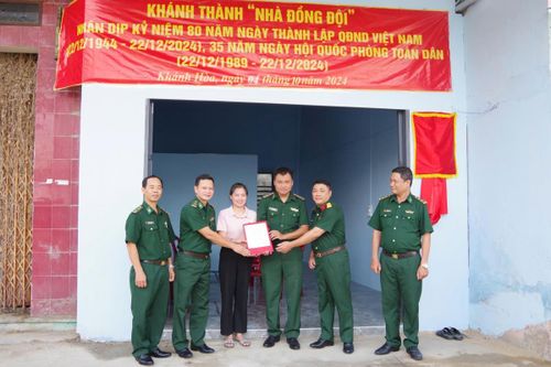 Ấm tình quân - dân trong những ngôi nhà tình nghĩa