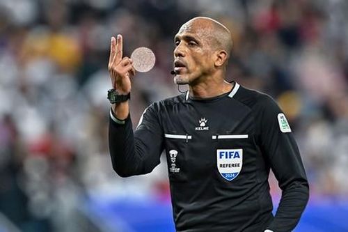 HLV Shin Tae-yong nổi trận lôi đình, chỉ trích cả trọng tài lẫn AFC