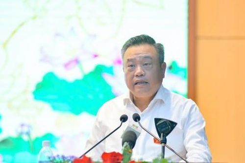 Chủ tịch Hà Nội: Làm đường phải rộng, không thì có lỗi với con cháu