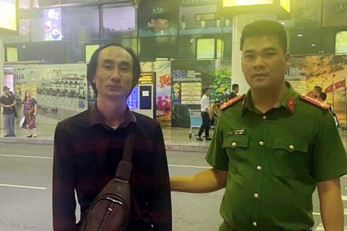 Sang nước ngoài trốn truy nã, 2 đối tượng được vận động về nước đầu thú