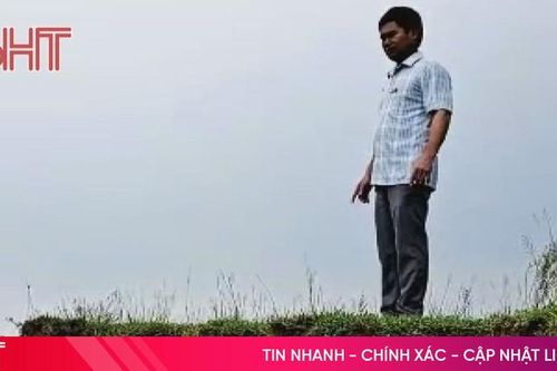Khoảng 800m bờ sông Lam sạt lở, hàng trăm hộ dân mất đất sản xuất