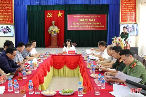 Giám sát việc thực hiện Luật Nghĩa vụ quân sự và Luật Dân quân tự vệ tại Nghi Xuân