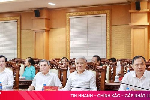 Gặp mặt cán bộ Văn phòng Tỉnh ủy nhân kỷ niệm 94 năm ngày truyền thống