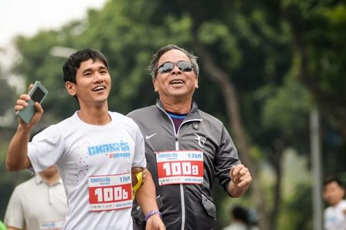 'Run For Love 2024' tiếp sức những bước chạy cho vận động viên khiếm thị