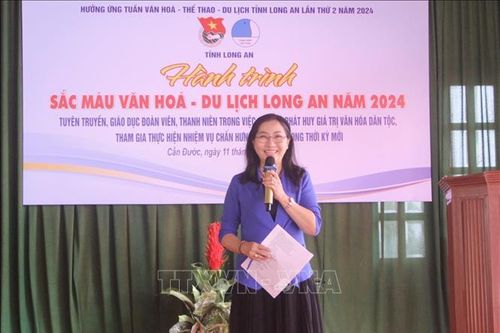 Hành trình Sắc màu Văn hóa - Du lịch hướng lớp trẻ tới phát huy giá trị di sản