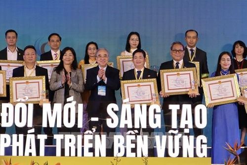 Khuyến khích doanh nghiệp tư nhân tham gia vào các dự án, công trình quan trọng