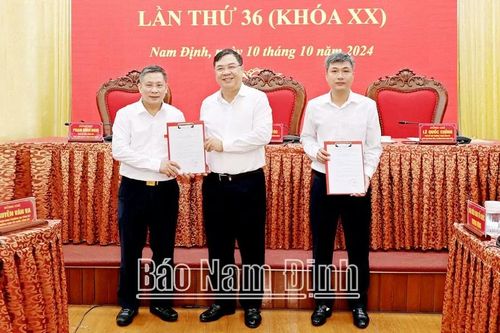 Nhân sự 10/10: Bộ Công Thương và Bộ Tư pháp bổ nhiệm nhân sự