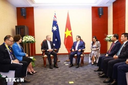 Bộ trưởng Nguyễn Hồng Diên tháp tùng Thủ tướng Phạm Minh Chính gặp Thủ tướng Australia