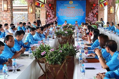 Tọa đàm về xây dựng giai cấp công nhân và hoạt động công đoàn Việt Nam