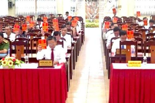 Kỳ họp thứ 14 (chuyên đề) HĐND huyện Thoại Sơn, nhiệm kỳ 2021 - 2026 thông qua 4 nghị quyết