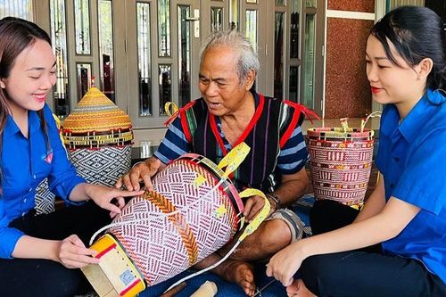Tạo môi trường, cơ sở pháp lý để hỗ trợ thanh niên khởi nghiệp
