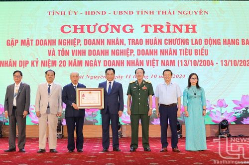Thái Nguyên: Gặp mặt, tôn vinh doanh nghiệp, doanh nhân tiêu biểu