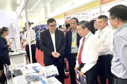 Hậu Giang: Phát động phong trào thi đua 60 ngày đêm chuyển đổi số