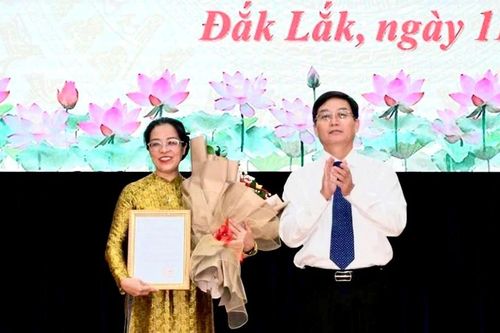 Bà Huỳnh Thị Chiến Hòa giữ chức Phó Bí thư Tỉnh ủy Đắk Lắk