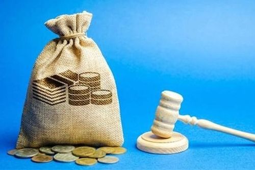 Bị cáo bị tòa án phạt tiền, không phạt tù có phạm tội không?
