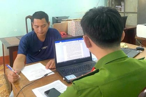 Bắt tạm giam đối tượng cho vay lãi nặng hơn 450%/năm