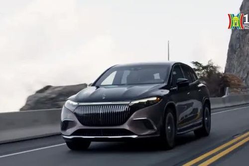 SUV điện siêu sang Maybach EQS 680 đầu tiên về Việt Nam