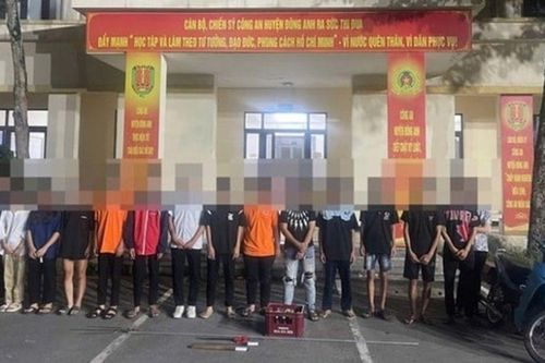 Tạm giữ nhóm thanh niên gây rối trật tự công cộng ở Hà Nội