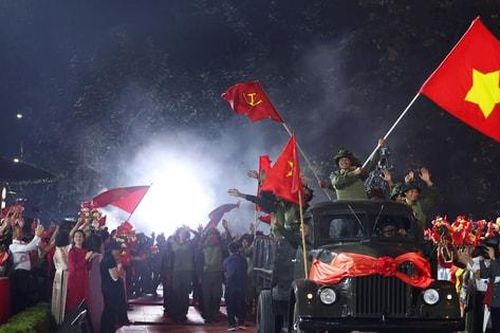 Những hình ảnh đặc sắc tại chương trình 'Hà Nội - Bản hùng ca phố'